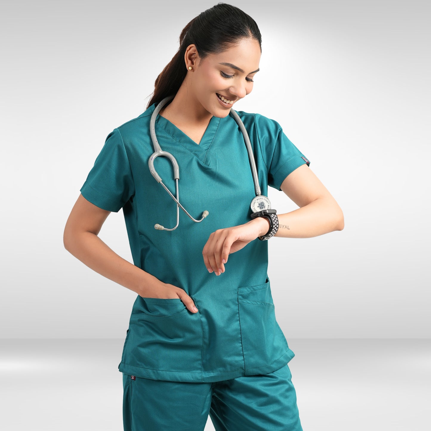 Classic Women's V-Neck New Gen Scrub